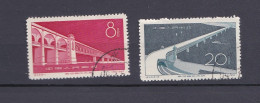 Chine 1957 Construction Du Pont Du Yangtsé à Wuhan. Chine Centrale, La Serie Complete 2 Timbres , 347 – 348 - Gebraucht