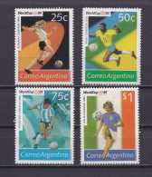 ARGENTINE 1994 TIMBRE N°1841/44 NEUF AVEC CHARNIERE FOOTBALL - Unused Stamps