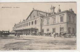 83 DEPT 13 : Marseille La Gare ; Au Dos 4 Novembre 1918 J'ai Lu Hier L'attentat Des Avions Boches Sur Votre Ville - Quartier De La Gare, Belle De Mai, Plombières