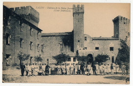 CPA - SALON (B Du R) - Château De La Reine Jeanne (Cour Intérieure) - Salon De Provence