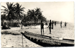 Lome - Pêcheurs Sur La Côte - Togo