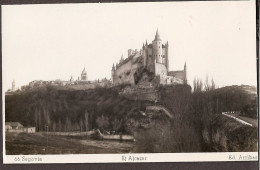 Segovia -El Alcázar - Le Château Fort - Segovia