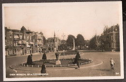 S Hertogenbosch - Stationsplein - 's-Hertogenbosch