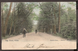 Baarn - Kerkhoflaan Met Fietser En Iemand Die Vanalles Meesjouwt - 1904 - Baarn