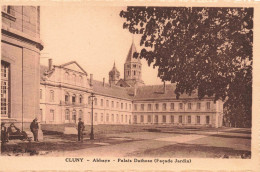 FRANCE - Cluny - Abbaye - Palais Dathose - Façade Jardin - Carte Postale Ancienne - Cluny