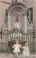 BELGIQUE - Bruxelles - Manneken Pis - Colorisé - Carte Postale Ancienne - Autres & Non Classés