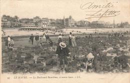 Le Havre * Le Boulevard Maritime à Marée Basse * Pêche à Pied - Portuario