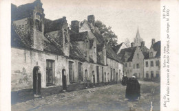 PENTURES & TABLEAUX - Les Vieilles Lucarnes De La Ruelle - Carte Postale Ancienne - Peintures & Tableaux