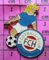 918A Pin's Pins / Beau Et Rare / SPORTS / FOOTBALL CLUB HAGENTHAL FCH - Calcio