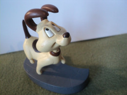 LOONEY TUNES CHESTER. FIGURINE WARNER BROS. 2004 S 04. - Otros & Sin Clasificación