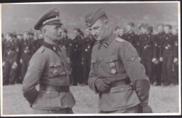 SS-Panzer-Grenadier-Regiment "Der Führer" Ostuf. Kuhn Mit Seinen Männern, Charkow 1943 Orig. Foto In AK-Größe - Ohne Zuordnung