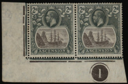 1924-33 MSCA 2d Grey-black & Grey Corner Marginal Plate Number M Pair Incl. The 'cleft Rock' Variety, Some Gum Creasing, - Other & Unclassified