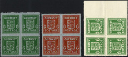 GUERNSEY 1941-44 Rouletted ½d Bright Green Right Side Marginal UM Block Of Four, SG.1c, 1942 ½d & 1d French Banknote Pap - Altri & Non Classificati