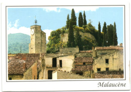 Malaucène - Les Toits De La Ville Le Beffroi Et Les Ruines Du Château - Malaucene