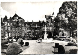 Kasteel Van Gaasbeek Bij Brussel - Het Binnenhof - Lennik