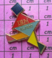 1115c Pin's Pins / Beau Et Rare / INFORMATIQUE / FORMES GEOMETRIQUES IBM AS/400 - Informatica