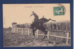 CPA 1 Euro Animaux Cheval Chevaux Horse Militaria Circulé Saumur - Paarden