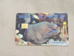 Maldives-(323MLDGIU (a)-MAL-C-02)-APT-(39)-(RF50)-(323MLDGIU03952858)-used Card+1card Prepiad Free - Maldivas