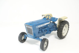 ERTL TOYS , Ford 4600 - Made In USA - 1/16 - Die Cast - Matchbox