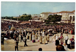 Fatima - Cova Da Iria A Procissao Vista Das Escadarias Da Basilica - Santarem