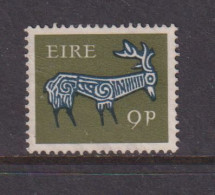 IRELAND - 1968  Definitives  9d  Used As Scan - Usados