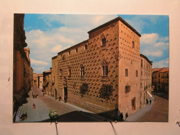 Salamanca - Casa De Las Conchas - Salamanca