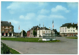 Herbeumont Sur Semois - La Grande Place - Herbeumont