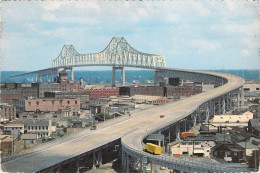 New Orleans - Le Greater New Orleans Bridge - New Orleans