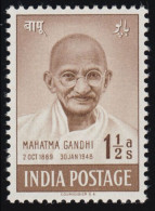 India 1948 Mahatma Gandhi Mourning 1 1/2a Anna, VERY FINE FRONT, MINT Hinged,  NICE COLOUR As Per Scan - Nuevos