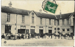 MONTIER-enDER (52) Cour Du Haras. La Ferrure Ed. Legaux Coiffeur, Phot. Humbert, Envoi 1908 - Montier-en-Der