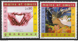 2001 UNO  Genf   Mi. 413-4 **MNH  . Internationales Jahr Des Ehrenamtes: Gemäldeausstellung „Ein Herz, Eine Welt“ - Neufs