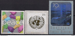 2003 UNO New York   Mi 920-2 **MNH Ineinandergreifende Bunte Hände  UNO-Emblem UNO-Hauptquartier, New York - Unused Stamps