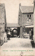 Souvret Cour De La Boulangerie D.Moinil Animée Voyagé En 1905 - Courcelles