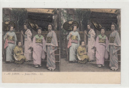 Japan Japon Au Japon   Jeunes Filles    CARTE STEREO COULEUR - Autres & Non Classés