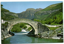 Torla - Pirineo Aragones - Puente Romanico Sobre Et Rio Ara Al Fondo Mondarruego - Huesca
