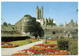 Canterbury - The Cathedral And Medieval City Wall From The East - Canterbury