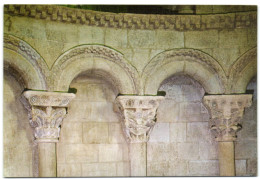 Loarre (Huesca) - Catillo Romanico - Capiteles En La Iglesia - Huesca