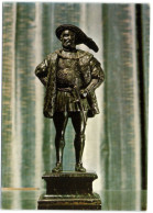 Hever Castle - Edenbridge - Kent - A Bronze Sixteenth Century Figure Of Henry VIII - Other & Unclassified