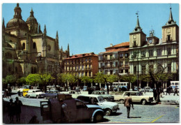 Segovia - La Catedral Y Plaza Mayor - Segovia