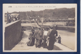 CPA [69] Rhône > Lyon > Carte Photo Concours De Pêche à L'Ile Barbe Non Circulée éditeur Augagneur - Autres & Non Classés