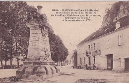 BAUME LES DAMES            MONUMENT ELEVE A LA MEMOIRE DE JOUFFROY D ABBANS - Baume Les Dames