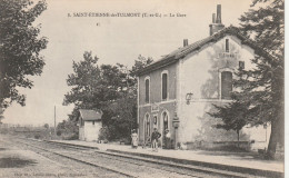 Tarn Et Garonne - ST ETIENNE De TULMONT - La Gare - Animée  - Non écrite - Saint Etienne De Tulmont