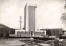PHOTOGRAPHIE - Palais Du Travail - Carte Postale Ancienne - Fotografia