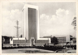 PHOTOGRAPHIE - Palais Du Travail - Carte Postale Ancienne - Photographs