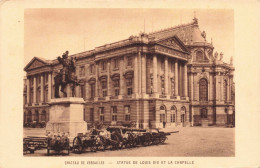 FRANCE - Versailles - Statue De Louis XIV Et La Chapelle - Carte Postale Ancienne - Versailles (Château)