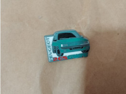 T1 // Pin's :PEUGEOT  205 GRIFFE - Peugeot