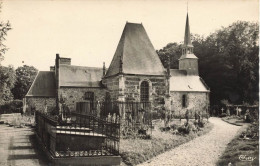 St Symphorien Des Monts * Place De L'église - Other & Unclassified