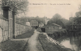 Beaupréau * Vue Prise Du Lavoir Du Collège * école - Other & Unclassified