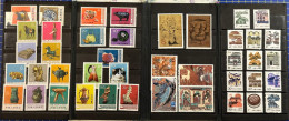 CHINA SOUVENIR BOOK, BY CHINA BEIJING STAMP COMPANY WITH STAMPS UM VF, SOME WITH LIGHT TONING, SEE PHOTO - Colecciones & Series