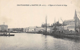 Chateauneuf Sur Sarthe      49       L'Eglise Et Le Cercle Du Liège       (voir Scan) - Chateauneuf Sur Sarthe